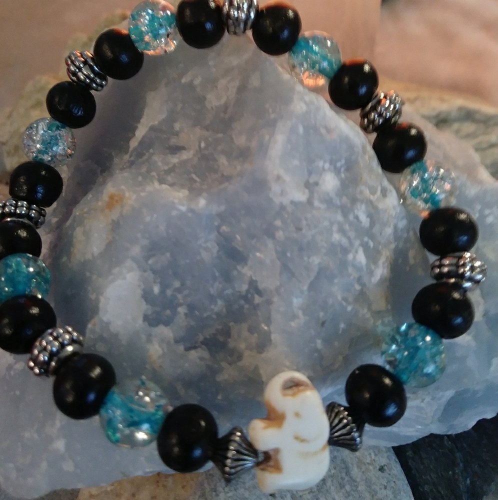 Custom made stretchy bracelet